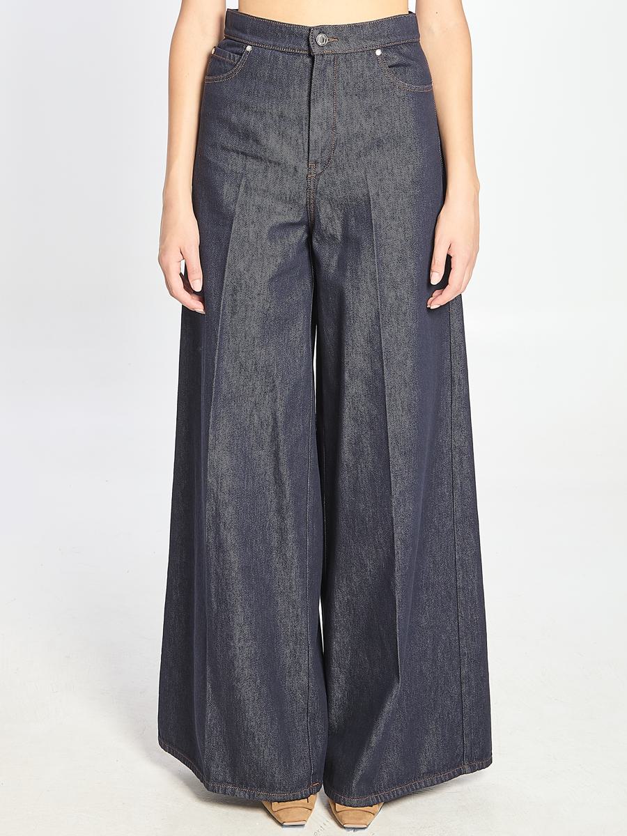 Jeans mit weitem Bein