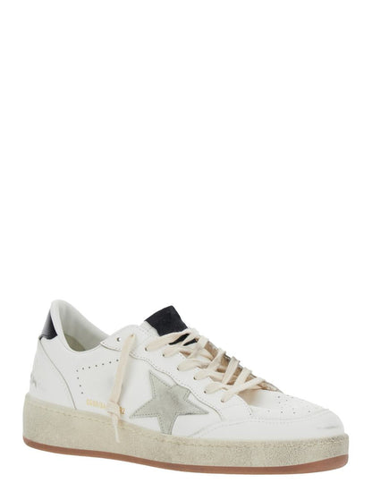 Weiße Low-Top-Sneaker „Ballstar 2“ mit seitlichem Stern-Patch und laminiertem Absatz aus Leder für Herren