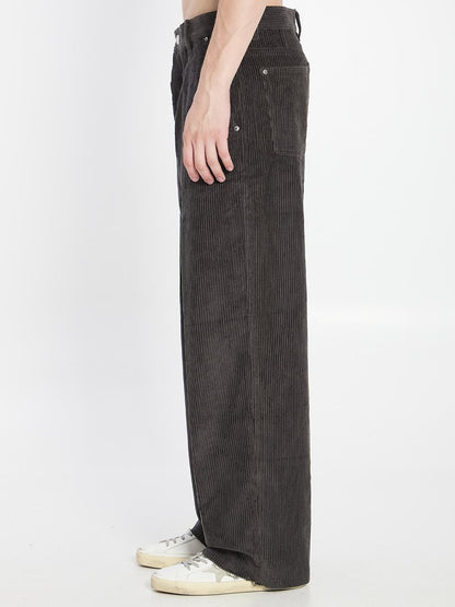 Cordhose aus Samt