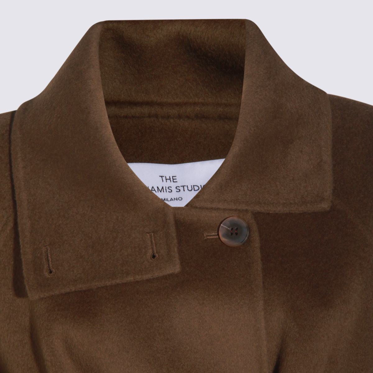 Der Kamelwollmantel von Dynamis Studio