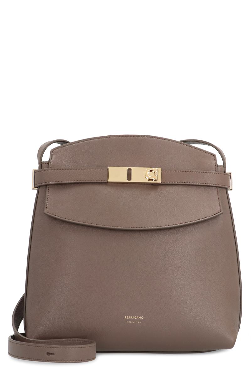 Salvatore Ferragamo Umhängetasche aus Leder