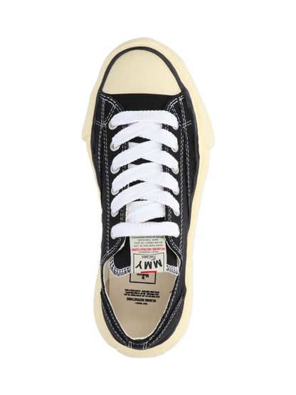 Sneakers von Maison Mihara Yasuhiro