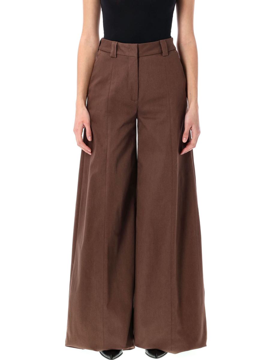 Die neueste B-Alma-Hose
