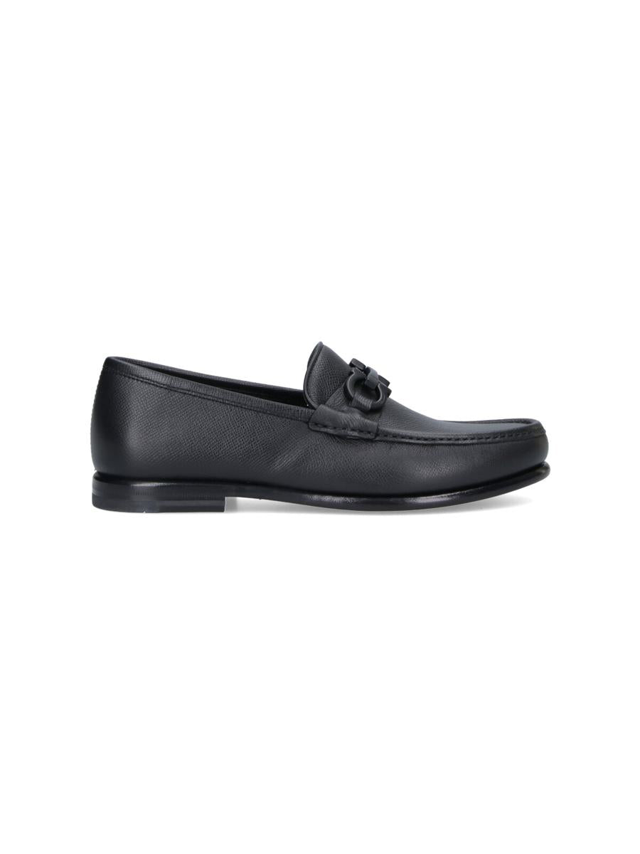Salvatore Ferragamo Flache Schuhe