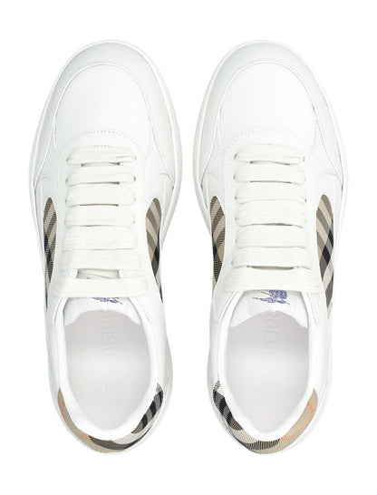 Burberry Terrace Sneakers aus Leder und Karomuster