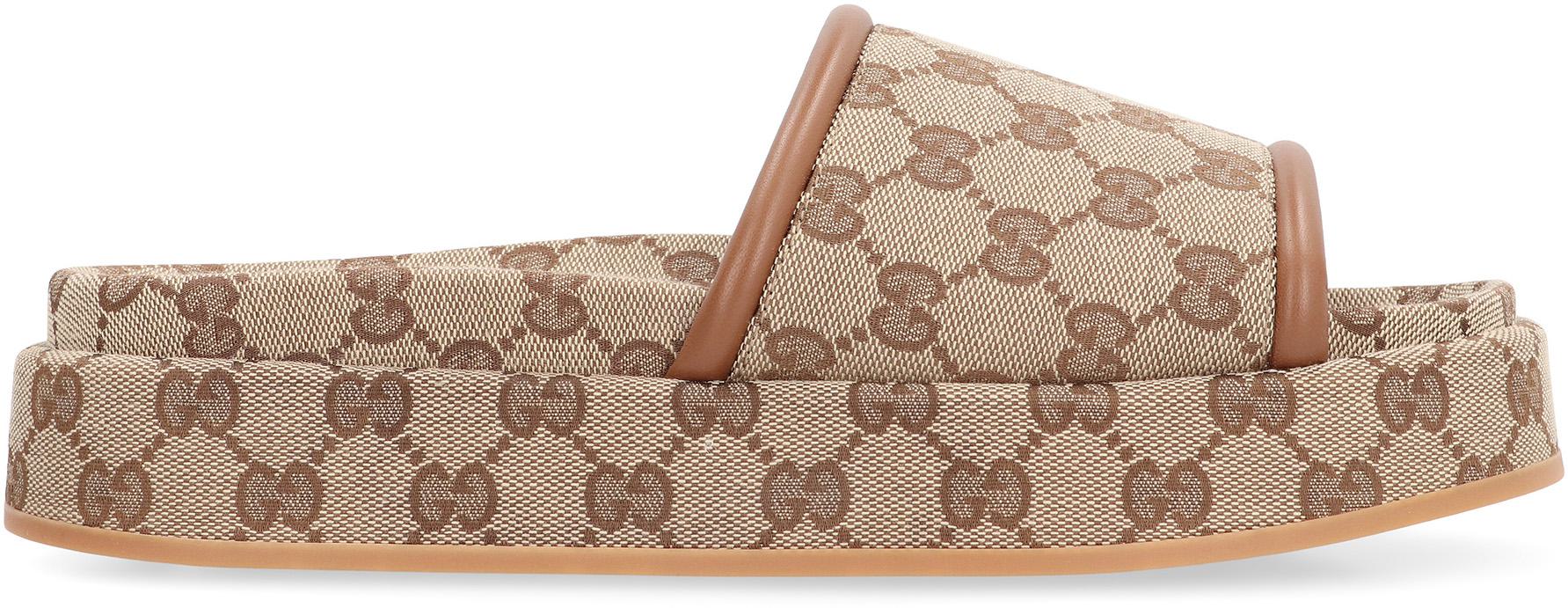 Gucci Original Slides aus GG-Stoff