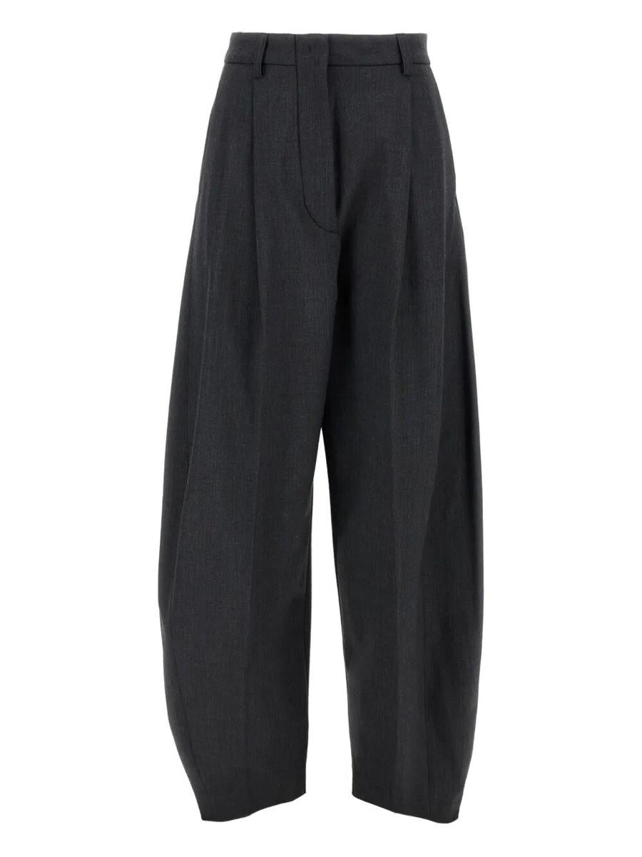 Die neueste „Billie“-Kleidung aus Wolle und Polyester