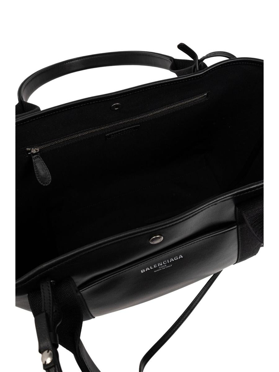 Balenciaga Taschen