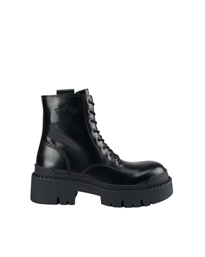 Stiefel aus Esche