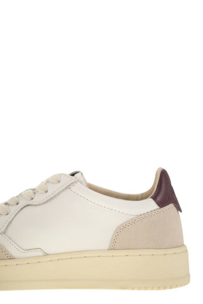 Autry Medalist Low – Sneakers aus Leder und Wildleder