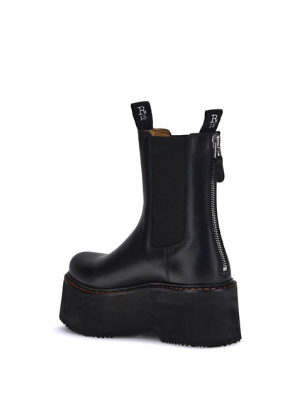 R13 Stiefel