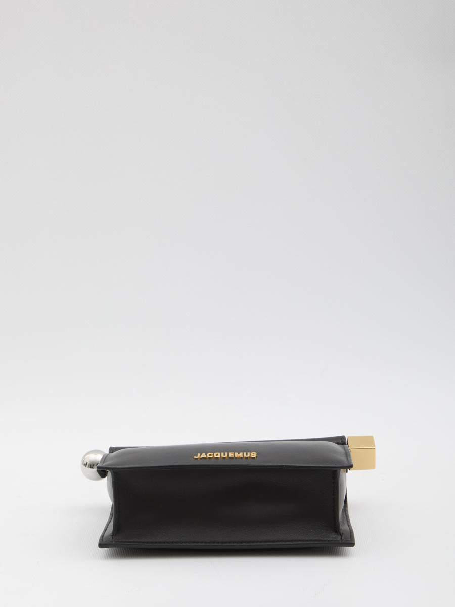 Kleine runde Carré-Tasche