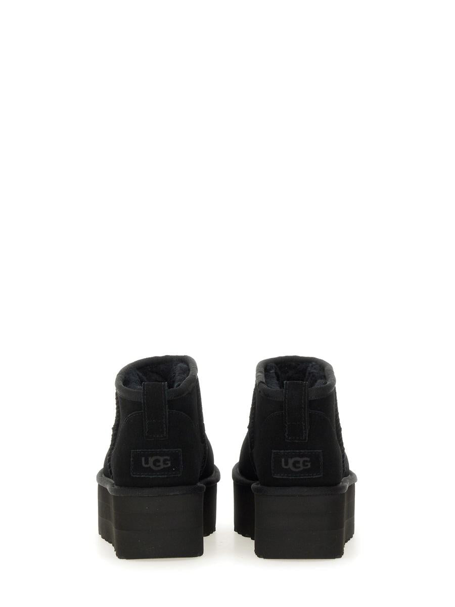 UGG – Classic Ultra Mini – Plateaustiefel