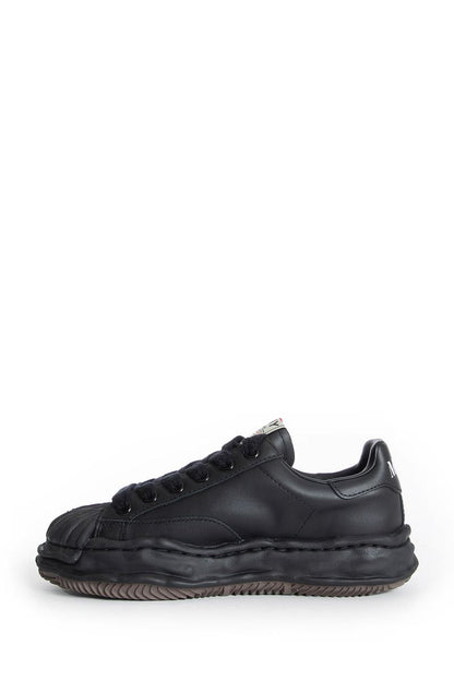 Sneakers von Maison Mihara Yasuhiro