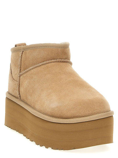 Ugg – Klassische Ultra-Mini-Plateau-Stiefeletten