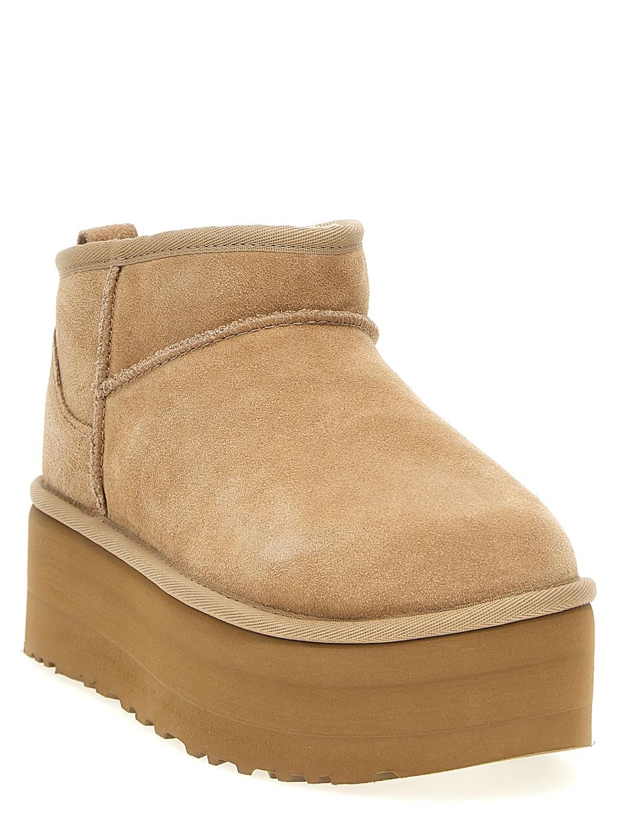 Ugg – Klassische Ultra-Mini-Plateau-Stiefeletten