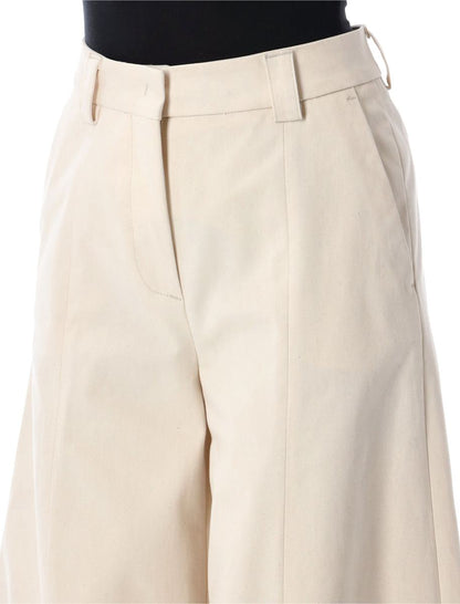 Die neueste B-Alma-Hose