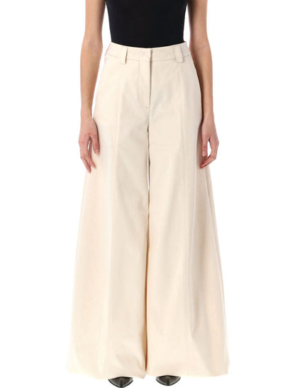 Die neueste B-Alma-Hose