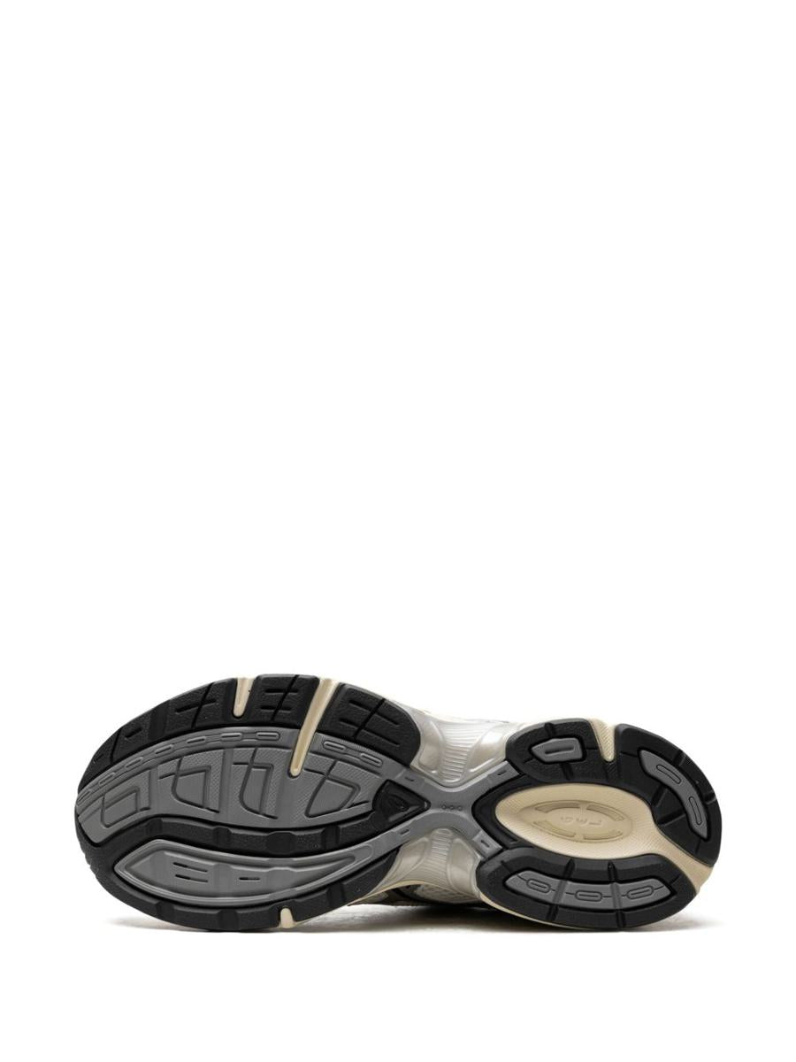 Asics Turnschuhe