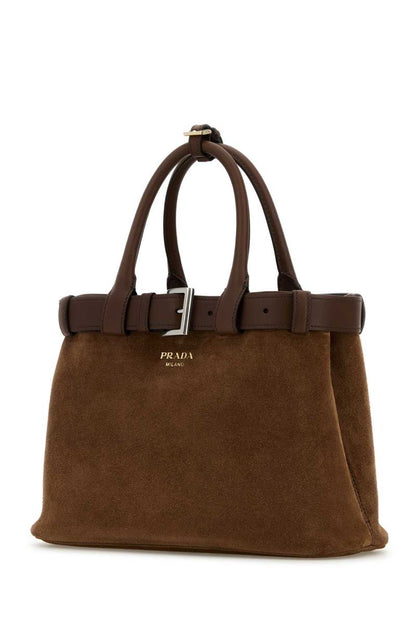 Prada-Handtaschen.