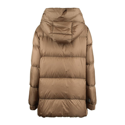Max Mara – Karamellfarbene Steppdecke