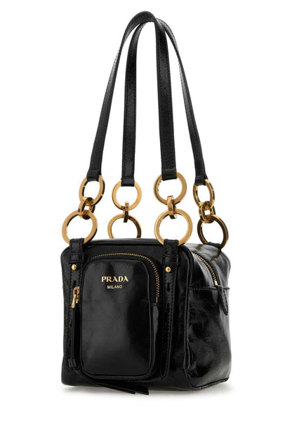 Prada-Handtaschen.