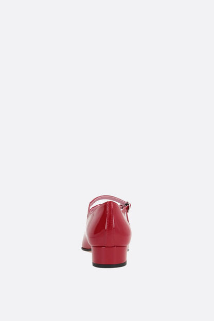 Flache Schuhe von Carel Paris