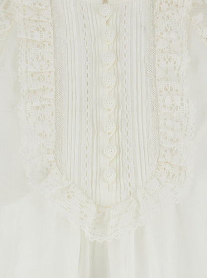Weiße Bluse „Ascension“ mit Spitzeneinsätzen und Muschelsaum aus Ramie für Damen