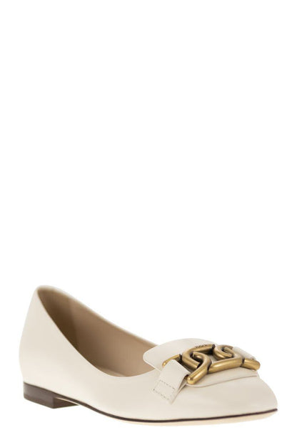 Tod'S Lederballerina mit Accessoire