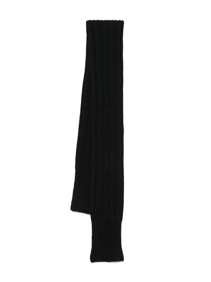 Meryll Rogge Rippstrickschal