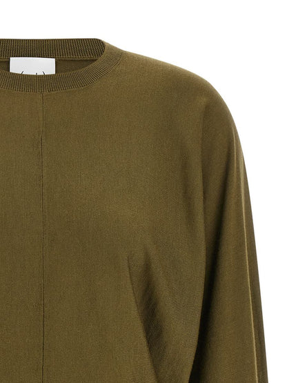 Nackter Wollpullover
