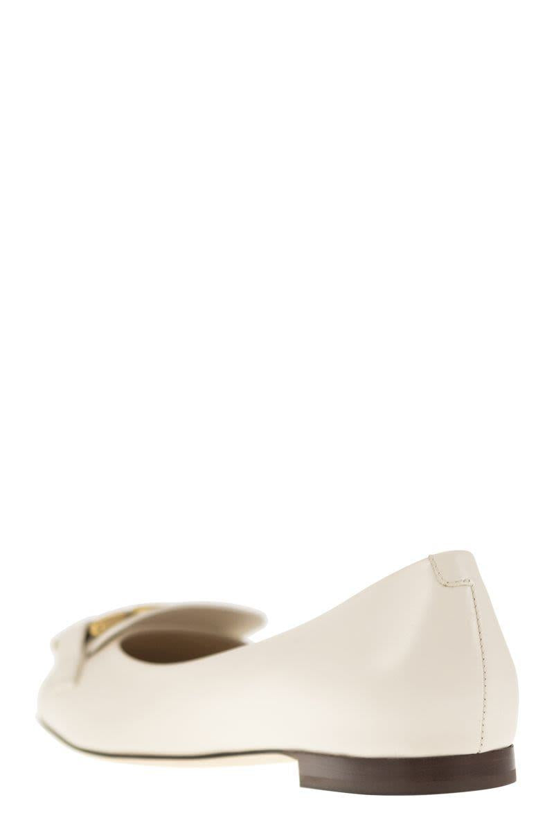 Tod'S Lederballerina mit Accessoire