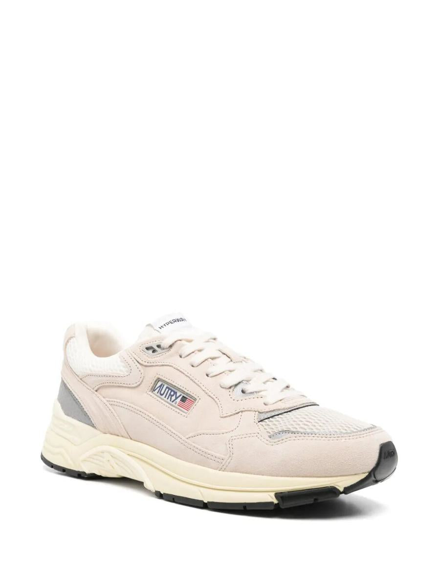 Autry „Hyperway Low“ Wildleder-Mesh-Sneakers