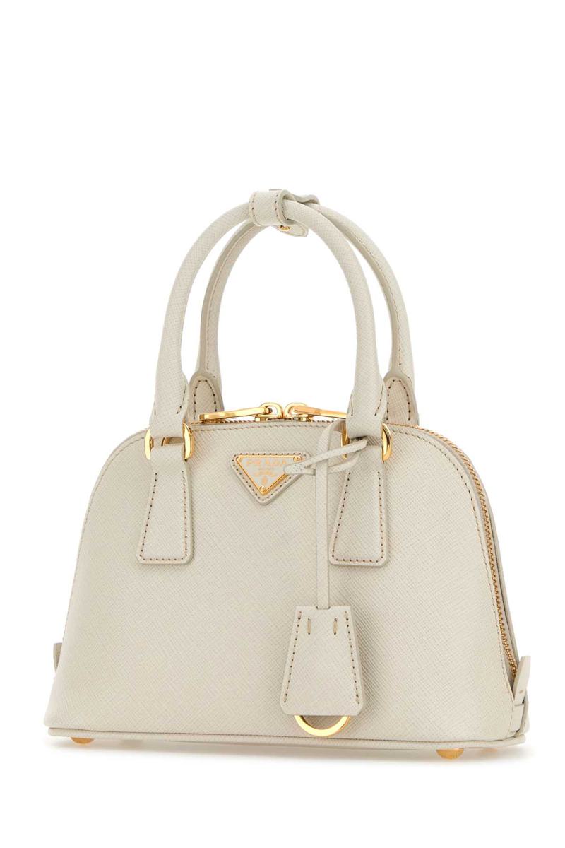 Prada-Handtaschen.