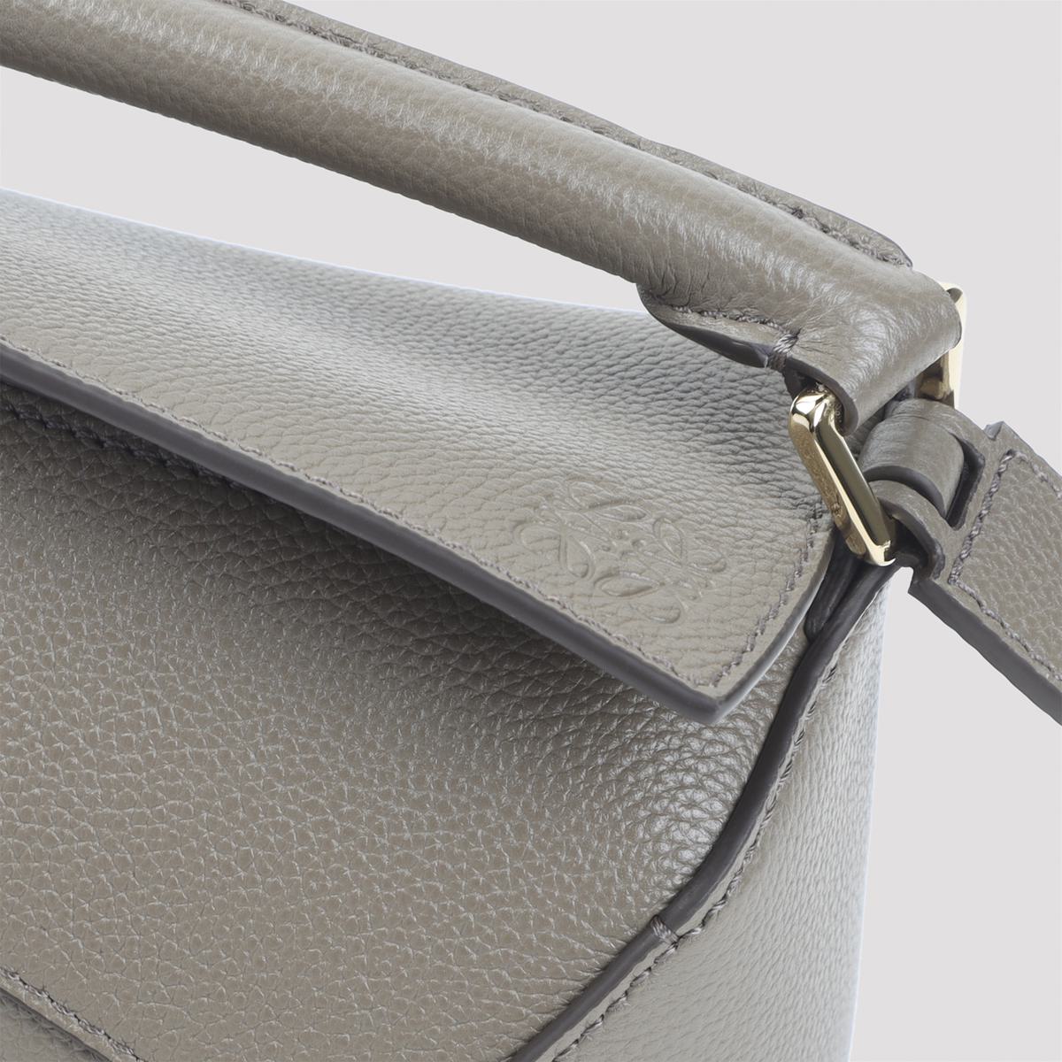 Loewe Schultertaschen