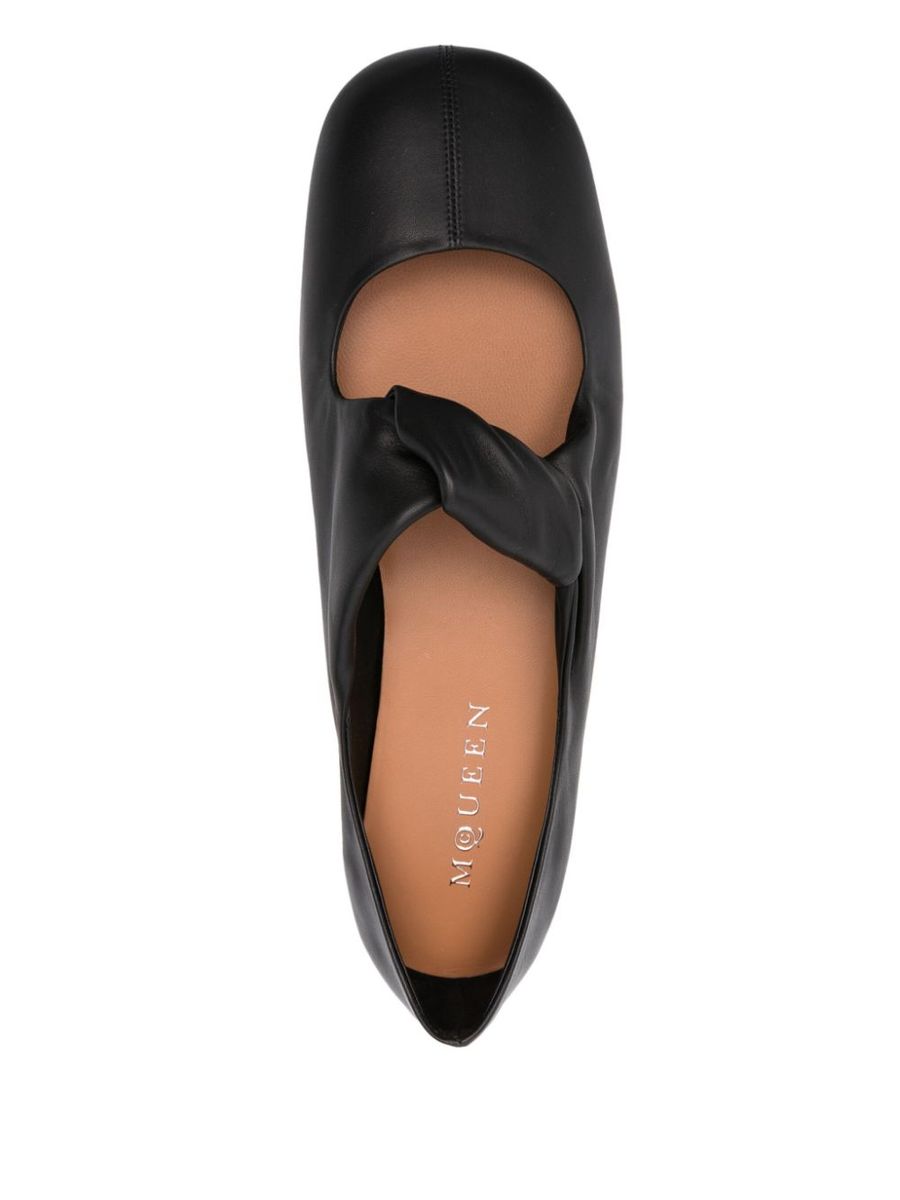 Alexander McQueen Ballerinas mit verdrehtem Detail