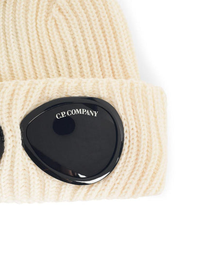 CP Company – Cremefarbene Mütze aus Merinowolle