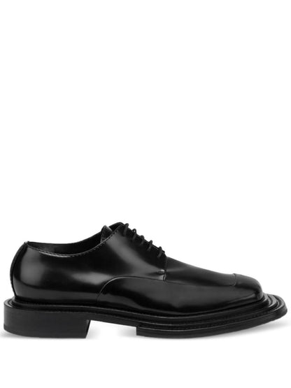 Moschino Flache Schuhe