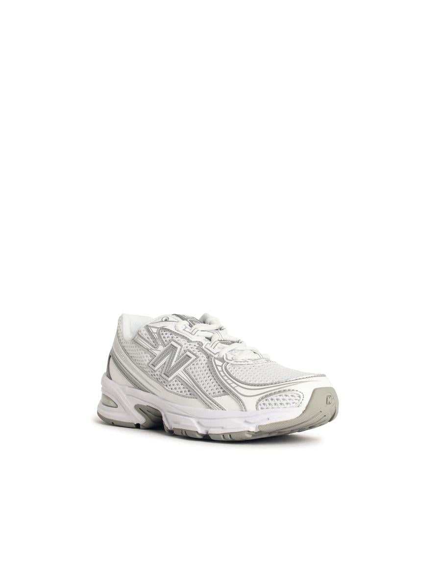 New Balance „740“ – Weiße Sneaker aus Stoffmischung