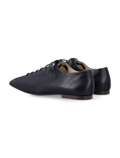 Lemaire Souris Flat Nappa Derbys Schwarz