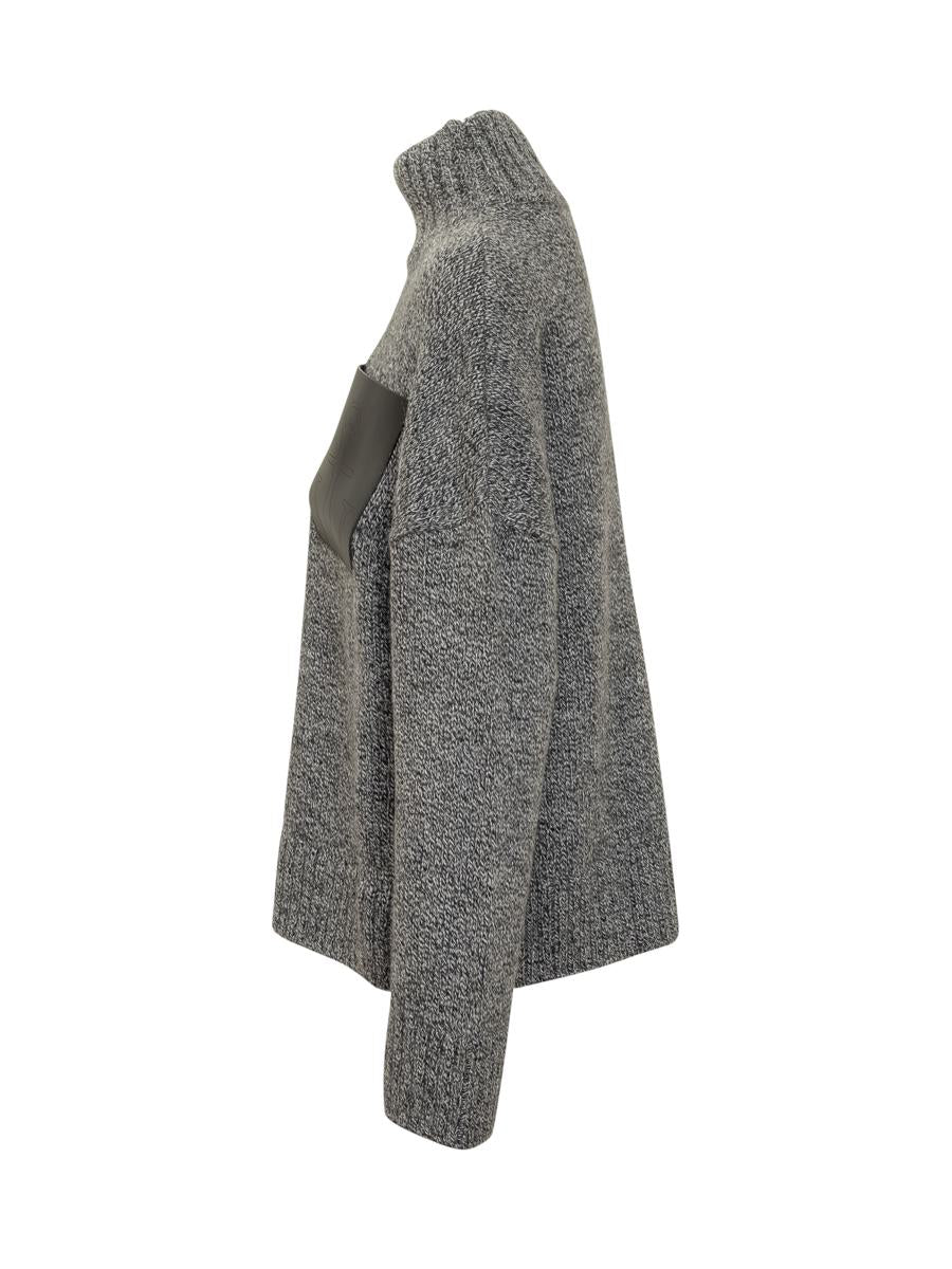 JW Anderson – JW Anderson – Pullover mit Ledertasche