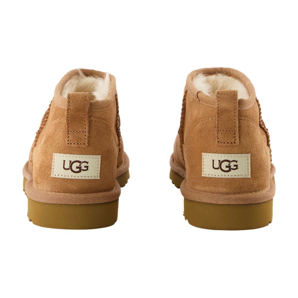 UGG Classic Ultra Mini-Stiefeletten