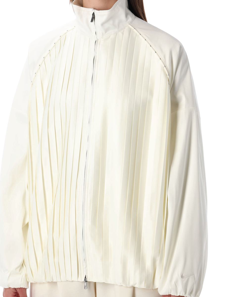 Nike Satin Plissee Oversize Trainingsanzugjacke Sportswear Kollektion