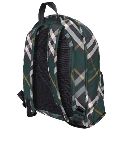 Burberry Nylon-Rucksack mit Karomuster