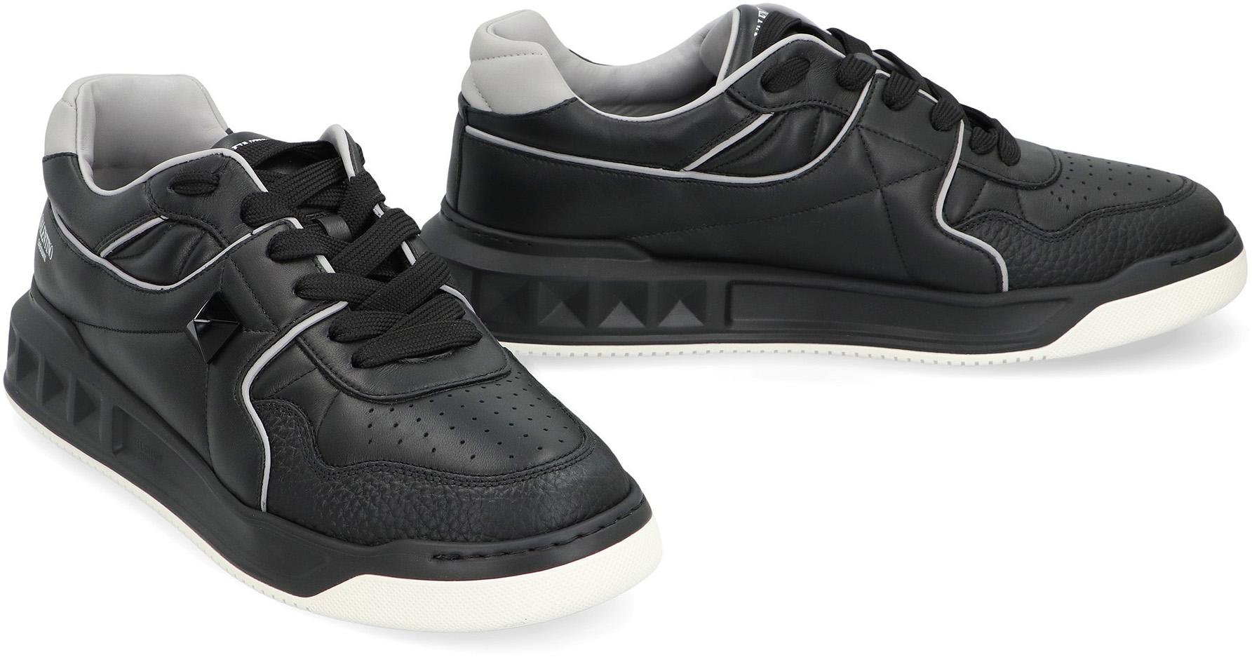 Valentino Garavani One Stud Low-Top-Sneaker