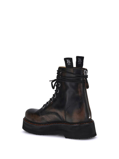 R13 Stiefel