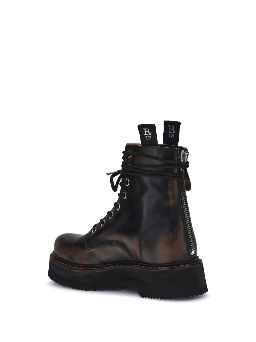 R13 Stiefel