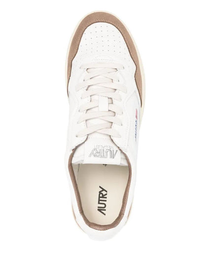 Autry „Medalist Low“ Wildleder-Sneakers