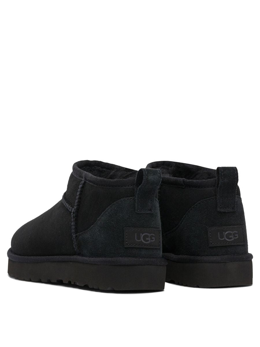 Ugg „Classic Ultra Mini“ Stiefeletten