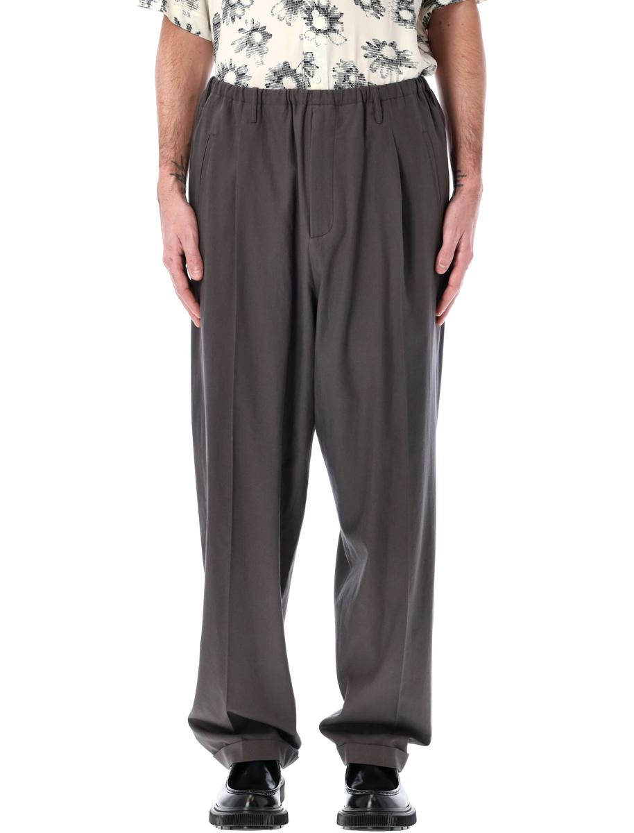 Magliano Neue Volkshosen